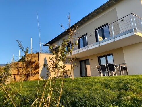 Ferienwohnung 'Nr 1' mit Bergblick, Gemeinschaftsterrasse und Wi-Fi
