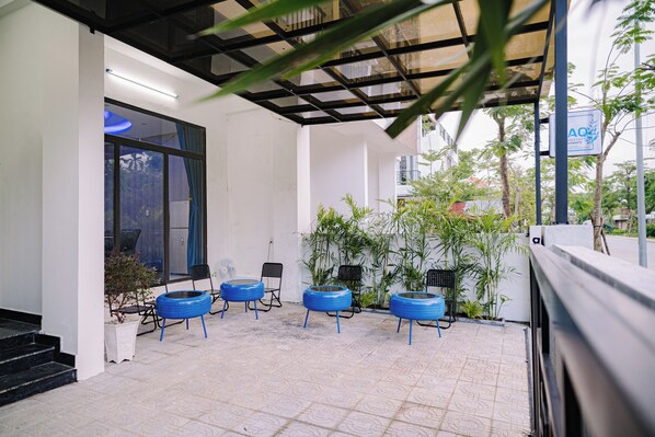 Basic Townhome, Garden View | Terrace/patio - Pao Homestay (Hue)
