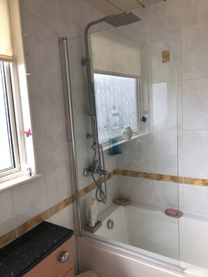 Departamento, 3 habitaciones, vista a la ciudad | Baño