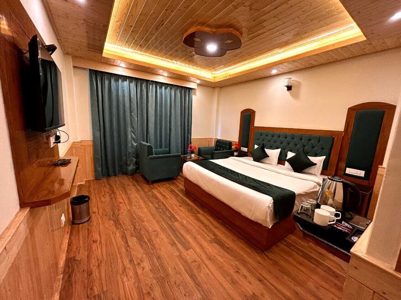 Chambre Double Deluxe, balcon, vue montagne | Literie hypoallergénique, matelas Tempur-Pedic, Wi-Fi gratuit