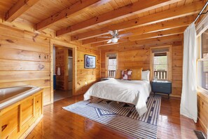 5 bedrooms, desk, iron/ironing board, travel crib - Hot tub, 360 Deck Views and Game Room | Easy Access | Yesteryear by AvantStay (Sevierville)