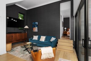 TV, offices