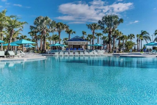 Sleeps 26! Resort Home w/ On-Site Waterpark, Pool | Flamingo Grove by AvantStay