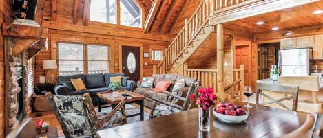 Smart TV, fireplace, stereo