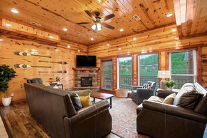 Smart TV, fireplace, video games, stereo - Sleeps 18! Indoor Pool, Hot Tub, Theater, Game Room | Laurel Point by AvantStay (Sevierville)