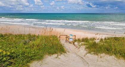 Deck Lounge w/ Hot Tub, Fire Pit & Garage Game Room | Hidden Grove by AvantStay