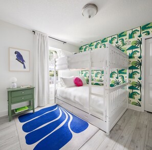 4 bedrooms, desk, iron/ironing board, travel cot
