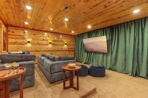 Smart TV, fireplace, video games, table tennis