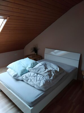 1 chambre, Wi-Fi gratuit, draps fournis