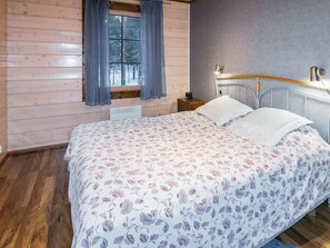 2 soveværelser, internetforbindelse