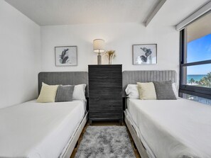 2 bedrooms, iron/ironing board, travel cot, free WiFi