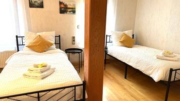 4 Schlafzimmer, kostenloses WLAN, Bettwäsche