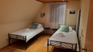 4 Schlafzimmer, kostenloses WLAN, Bettwäsche