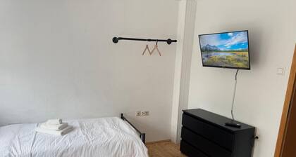 Pfullingen 1 – Unterkunft für Monteure, Einzelzimmer,WLAN