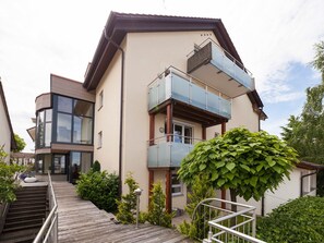 Exterior - Comfort Room with Side Lake View, Balcony and Wi-Fi (Hagnau am Bodensee)