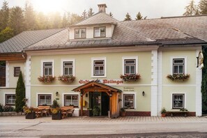 Front of property - Pension am Lackenbach (Gaming)