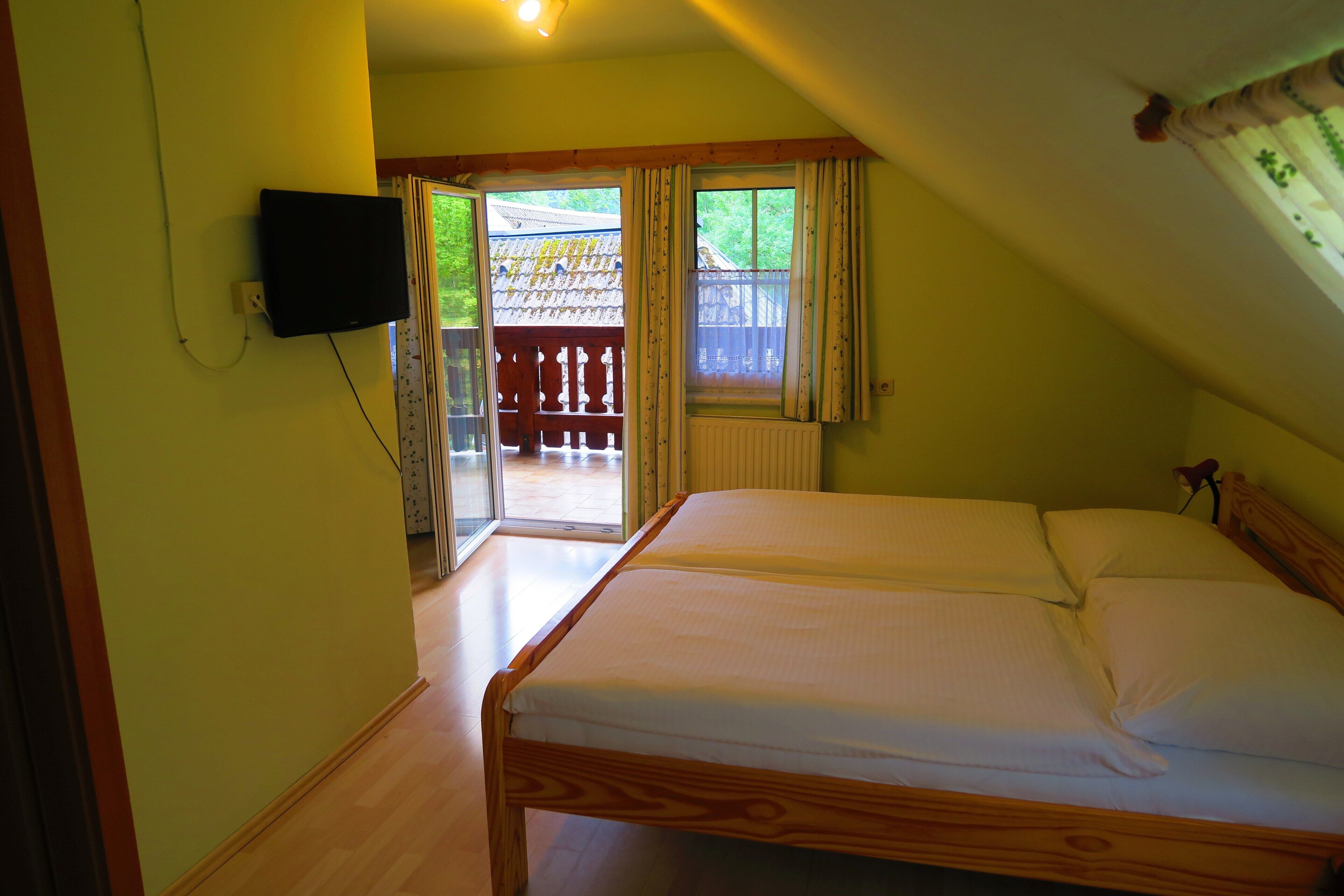 Double Room | Free WiFi