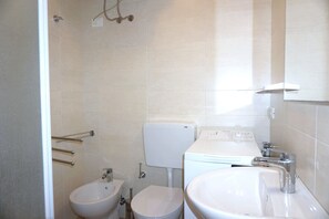 Dusche, Bidet
