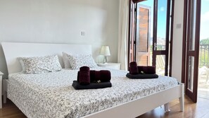 2 bedrooms, in-room safe, iron/ironing board, WiFi - Aphrodite hills, Anatoli, 2 bedroooms apt , large terrace, 2 min from the pool (Kouklia)