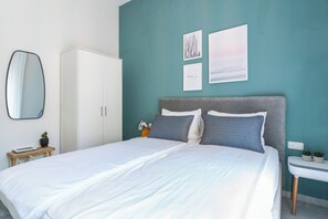 2 chambres, fer et planche à repasser, Wi-Fi gratuit