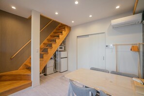 Cabana conforto, sacada | Opções para refeição no quarto