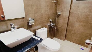 Free toiletries, towels, soap, shampoo