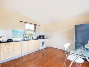 Fridge, microwave, stovetop