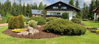 Caratteristica villa indipendente per 12 persone con WIFI, TV, balcone e animali ammessi