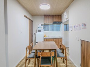 Appartement | Restauration dans la chambre