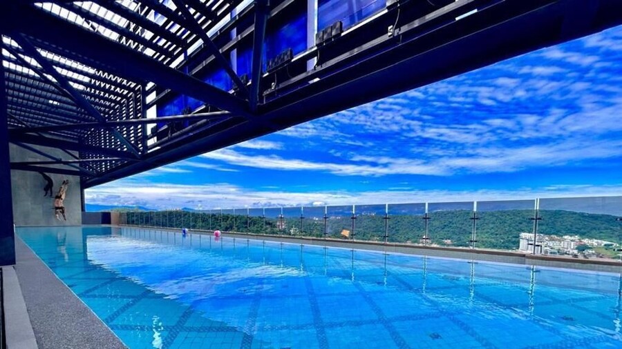 Mossaz by Manhattan Group