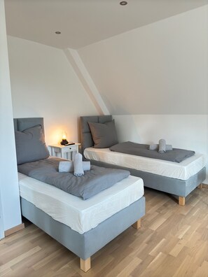 2 bedrooms, WiFi, bed sheets