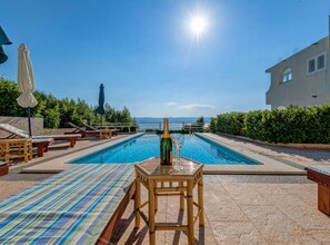 Apartamento (One Bedroom Apartment 1) | Piscina al aire libre