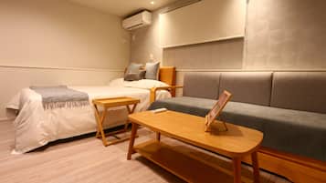 3 室のベッドルーム、アイロン / アイロン台、WiFi、ベッドシーツ