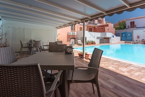 Seasonal outdoor pool, sun loungers - Cristal Blu Apartments In Santa Teresa Gallura (Santa Teresa di Gallura)