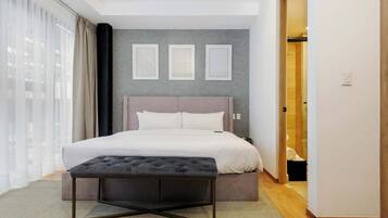 1 slaapkamer, een strijkplank/strijkijzer, wifi, beddengoed