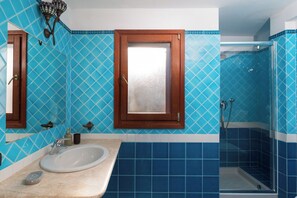 Departamento básico | Baño
