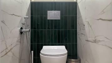 Comfort Apartment | Bathroom