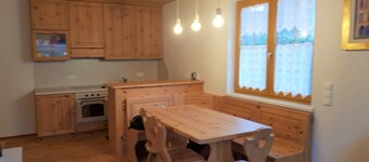 Bright Apartment Near Thermal Springs