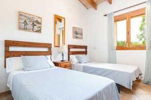 Villa | 3 bedrooms, iron/ironing board, individually furnished - Holiday Home With View (Inca)