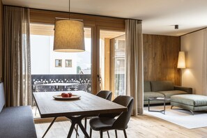 Leilighet | Oppholdsområde