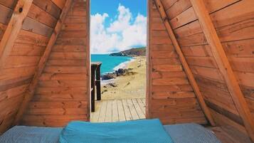 Basic Double Room, Sea View | Bed sheets