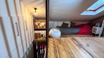 1 habitación, tabla de planchar con plancha y wifi gratis