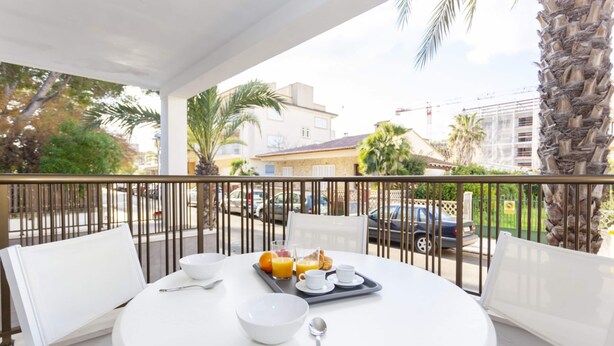 Apartment | Outdoor dining - Charming Apartment for Stay (Santa Margalida)