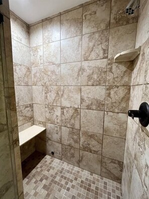 Shower, hair dryer, towels - Upscale Condo Right on The Square! (Oxford)