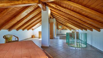 3 camere, culla da viaggio, Wi-Fi, lenzuola