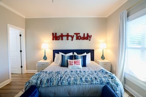 4 bedrooms, desk, iron/ironing board, WiFi