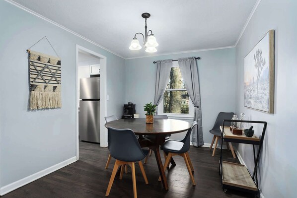 تناول الطعام