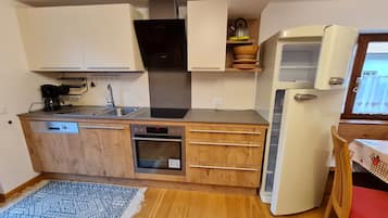 Apartment | Private kitchen | Fridge, oven, dishwasher, electric kettle
