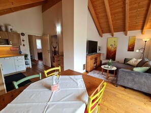 Apartment | Living room