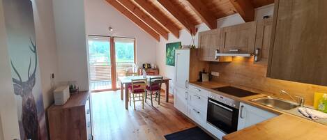 Apartment | Private kitchen | Fridge, oven, dishwasher, coffee/tea maker